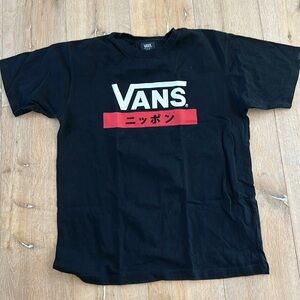 Vans black Nippon crewneck shirt in men’s large.